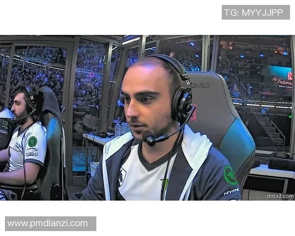 电竞新闻探索吴芳的DOTA2人生旅程与游戏背后的故事与感悟